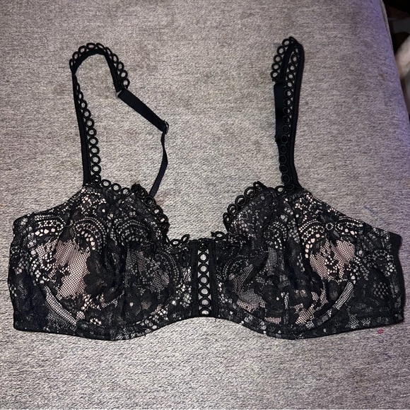 Victoria's Secret Dream Angels Black Lace Push Up Bra - Picture 1 of 5